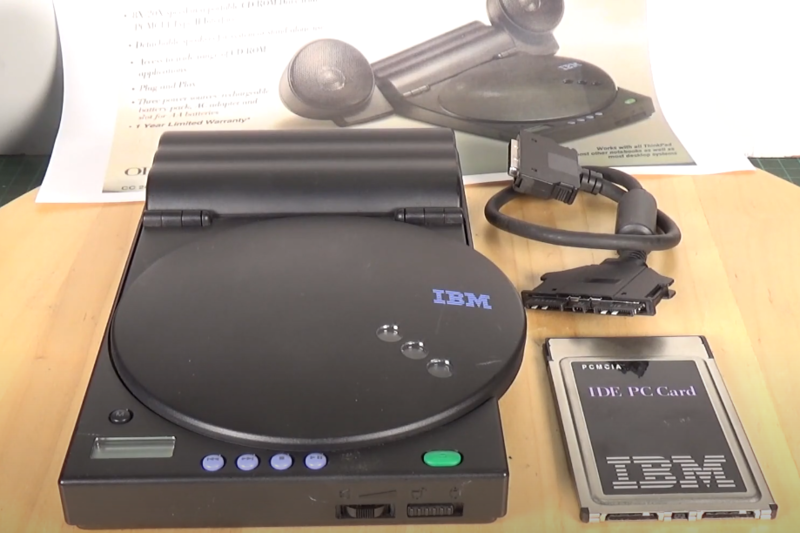 (1) Retro Tech - IBM Portable Stereo CD-ROM Drive - YouTube - Google Chrome 2021-01-27 21.15.33.png