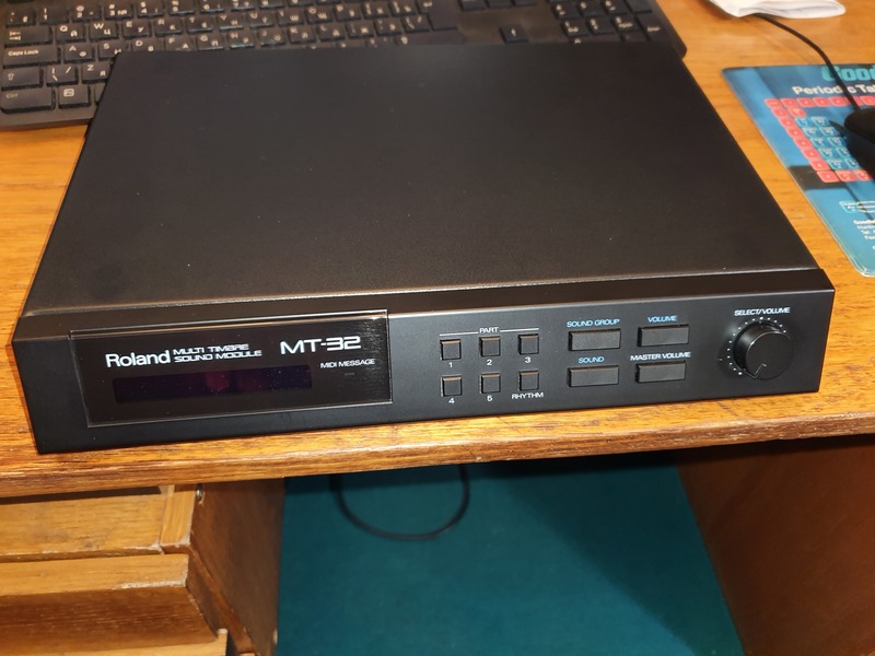 Roland MT-32