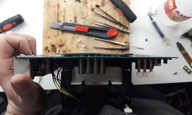 ga-8id533-with-backplate.jpg