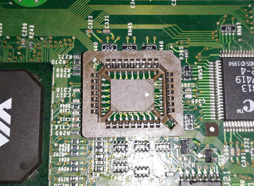 6_socket_soldered_top.jpg