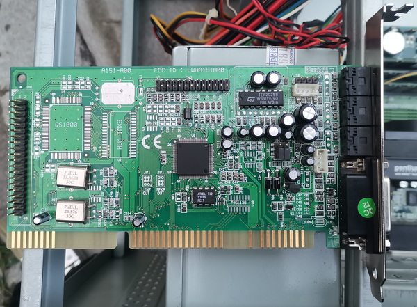 SB_Yamaha_YMF719E-S_01.jpg